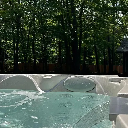 Avec Bain A Remous Privatif, Proche Du Golf Et Piscine Reservee - Confort Et Activites Garanties Country house