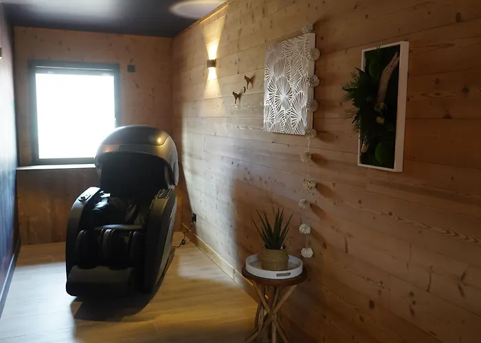 Avec Bain à Remous Privatif, Proche Du Golf Et Piscine Réservée - Confort Et Activités Garanties - Fr-1-582-373 *