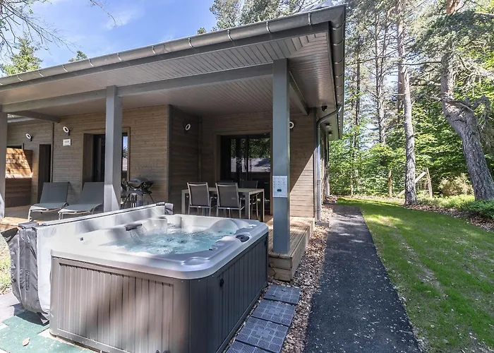 Hébergement de vacances Avec Bain à Remous Privatif, Proche Du Golf Et Piscine Réservée - Confort Et Activités Garanties - Fr-1-582-373