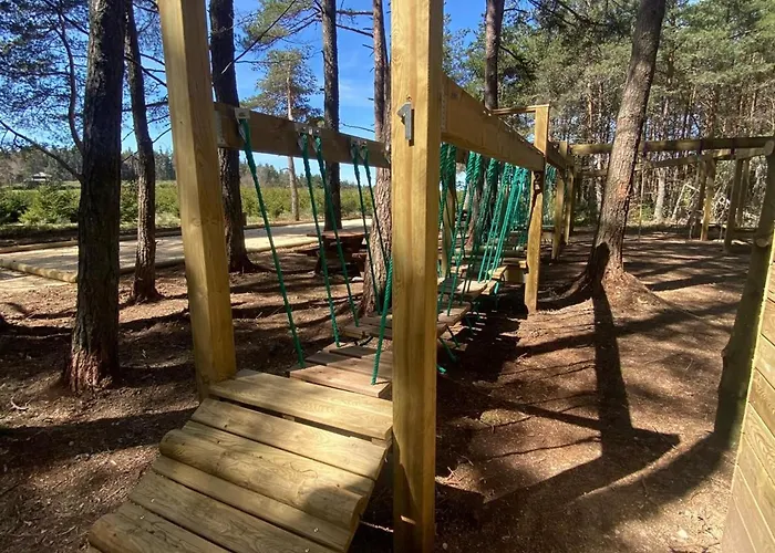 Avec Bain à Remous Privatif, Proche Du Golf Et Piscine Réservée - Confort Et Activités Garanties - Fr-1-582-373 Le Chambon-sur-Lignon